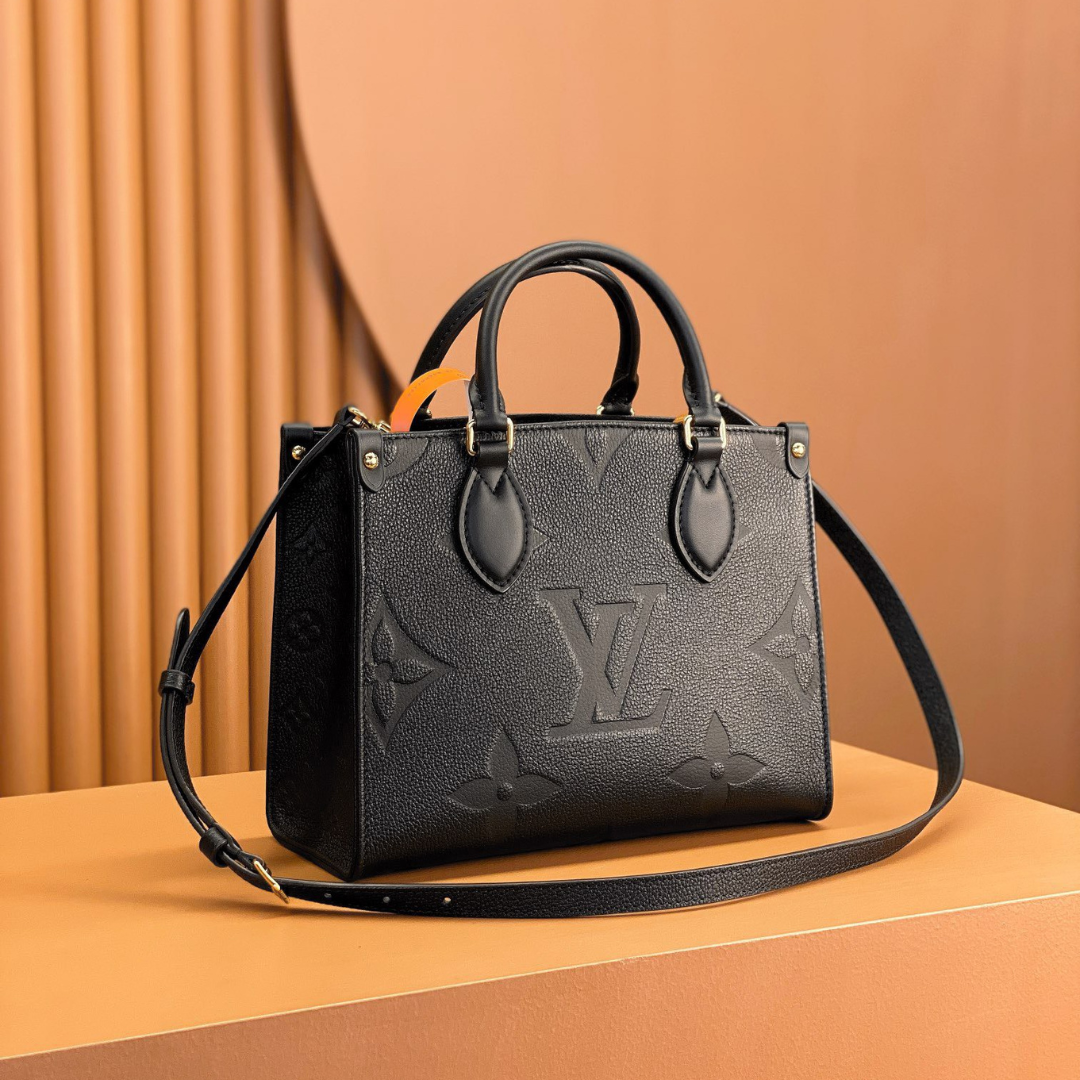 Untitled-design-2025-06-02T003301.165.png Louis Vuitton LV On The Go PM Tote Bag Black Handbags 25cm - Image 1