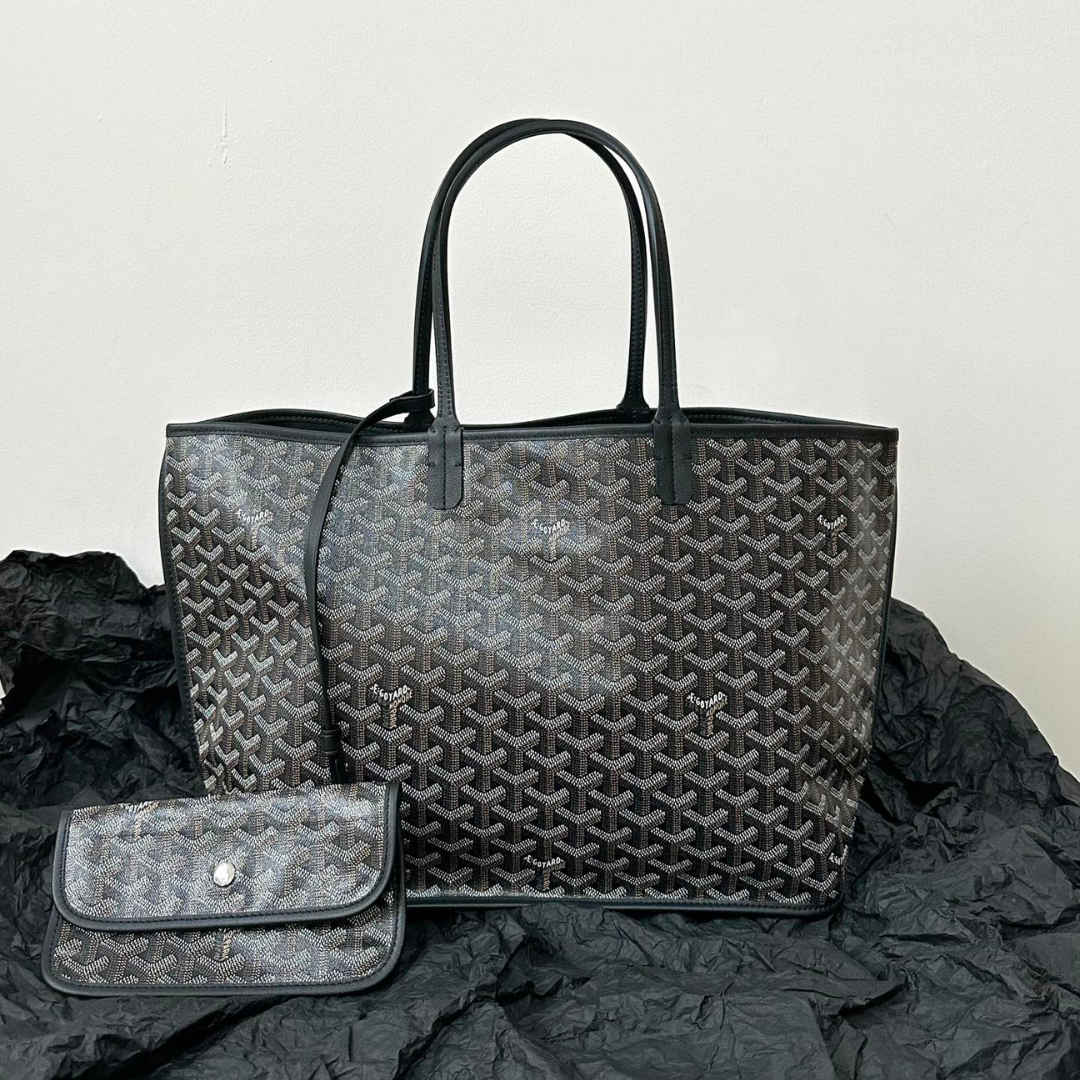Untitled-design-2025-07-18T060742.971.png GOYARD St Louis PM Tote Bag - Image 1