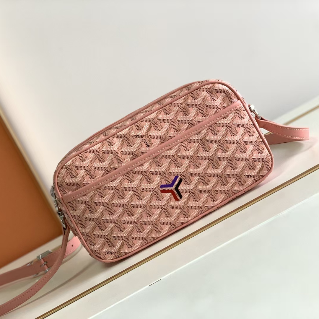 Untitled-design-2025-08-09T052548.935.png GOYARD Goyardine Sac Cap Vert Pink 1134560 - Image 1