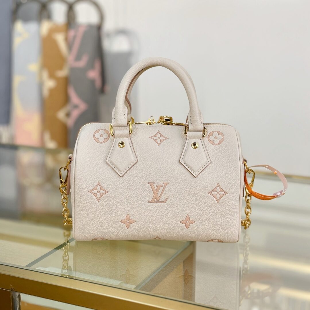 Untitled-design-2025-12-28T171301.134.jpg Louis Vuitton Monogram Empreinte Bicolor Speedy Bandoulière 20 - Image 1