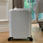 Louis Vuitton Horizon 55 in Optic White Monogram canvas