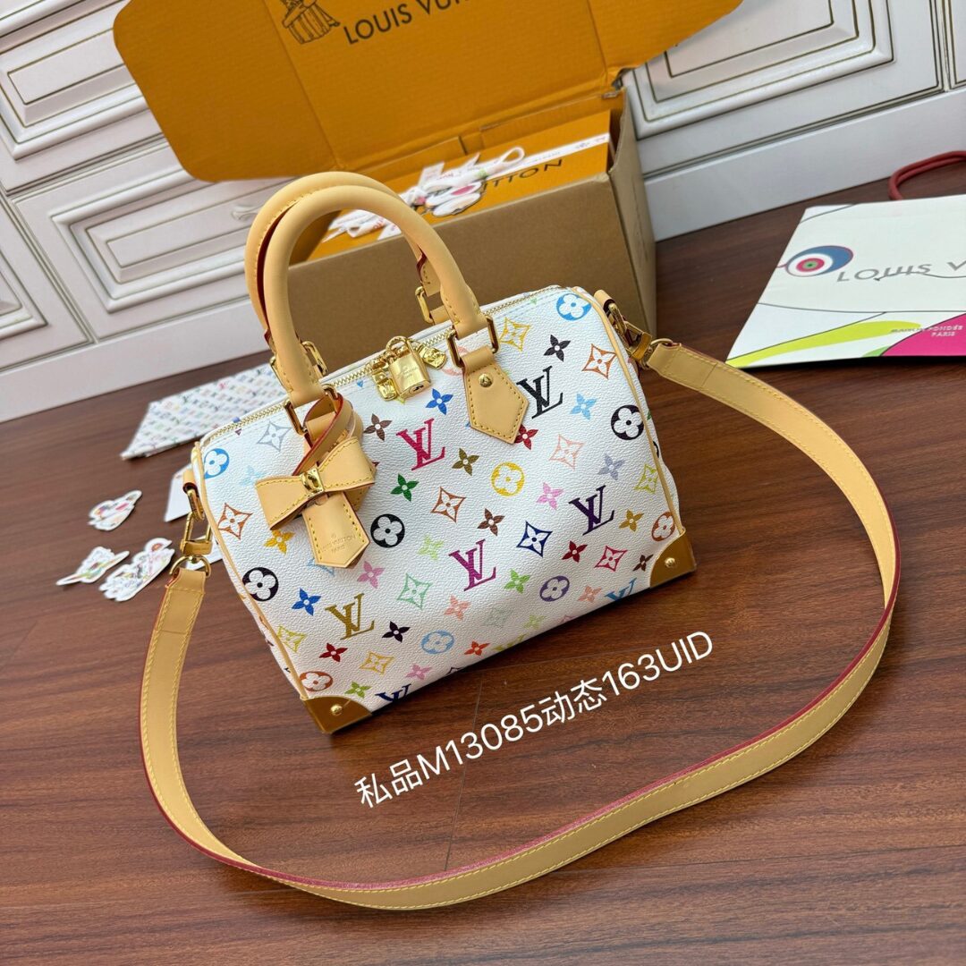 Untitled-design-8.jpg Louis Vuitton x Takashi Murakami Monogram Multicolor Speedy Bandoulière 25 - Image 1