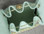 CHANEL 25 HANDBAG 30 IN GREEN CAVIER GOLD HARDWARE - Image 8