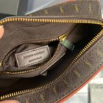 Saint Laurent Le Monogramme Camera Bag - Image 5