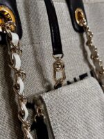 Chanel Deauville Tote in beige and black - Image 4
