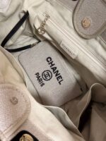 Chanel Deauville Tote in beige and black - Image 6
