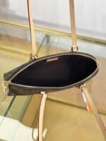 Louis Vuitton Squire East West bag Monogram - Image 3