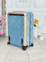 Louis Vuitton Horizon 55 suitcase in Monogram Denim Blue - Image 5