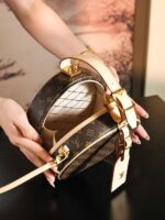 Louis Vuitton Petite Boite Chapeau handbag in Monogram canvas - Image 3