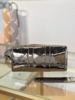 Louis Vuitton Keepall Bandoulière 25 - Image 2