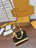 Louis Vuitton Alma BB bag in Monogram - Image 2