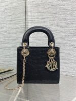Christian Dior Mini Lady Dior bag in Black Ostrich leather - Image 2