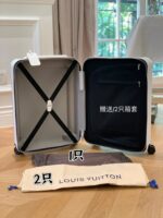 Louis Vuitton Horizon 55 in Optic White Monogram canvas - Image 5