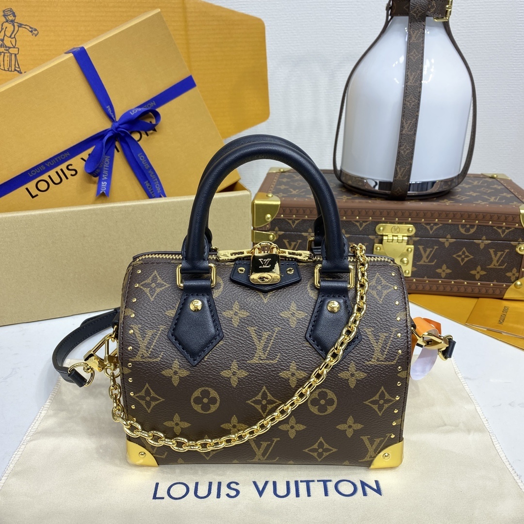 ca64f04f.jpg Louis Vuitton Speedy Trunk 20 in Monogram canvas - Image 1