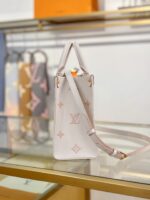 Louis Vuitton OnTheGo Mini bag (M14403) in white Monogram Empreinte - Image 4