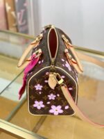 Louis Vuitton x Takashi Murakami Monogram Cherry Blossom Speedy Bandoulière 25 - Image 5