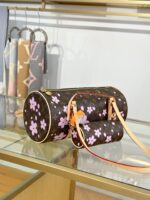 Louis Vuitton x Takashi Murakami Papillon Handbag - Image 5