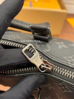 Louis Vuitton Keepall Bandoulière 25 Bag in Monogram Eclipse - Image 5