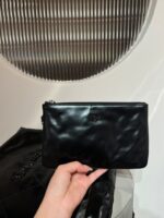 Chanel 22 Bag Black with Black Hardware - Image 5
