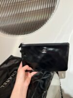 CHANEL 22 Small Black Sliver Hardware - Image 3