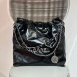 CHANEL 22 Small Black Sliver Hardware