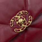 CHANEL 19 Bag Small Red - Image 7