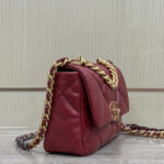 CHANEL 19 Bag Small Red - Image 3