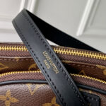 LV KEEPIT BUMBAG 29 IN BROWN DAMIER AZUR COATED MONOGRAM CANVAS - Image 5