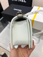 BOY BAG MEDIUM 25 WHITE CAVIAR RUTHENIUM HARDWARE - Image 6