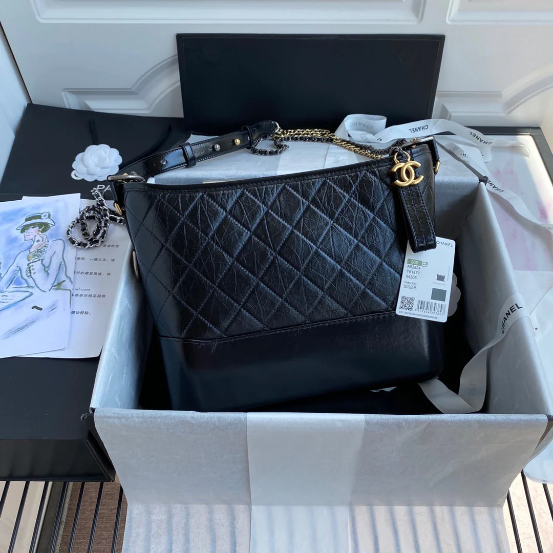 img_0382.png CHANEL GABRIELLE MEDIUM 28 HOBO BAG IN BLACK CALFSKIN - Image 1
