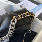 CHANEL CC MEDIUM 26 FLAP BAG IN BLACK LAMBSKIN - Image 3
