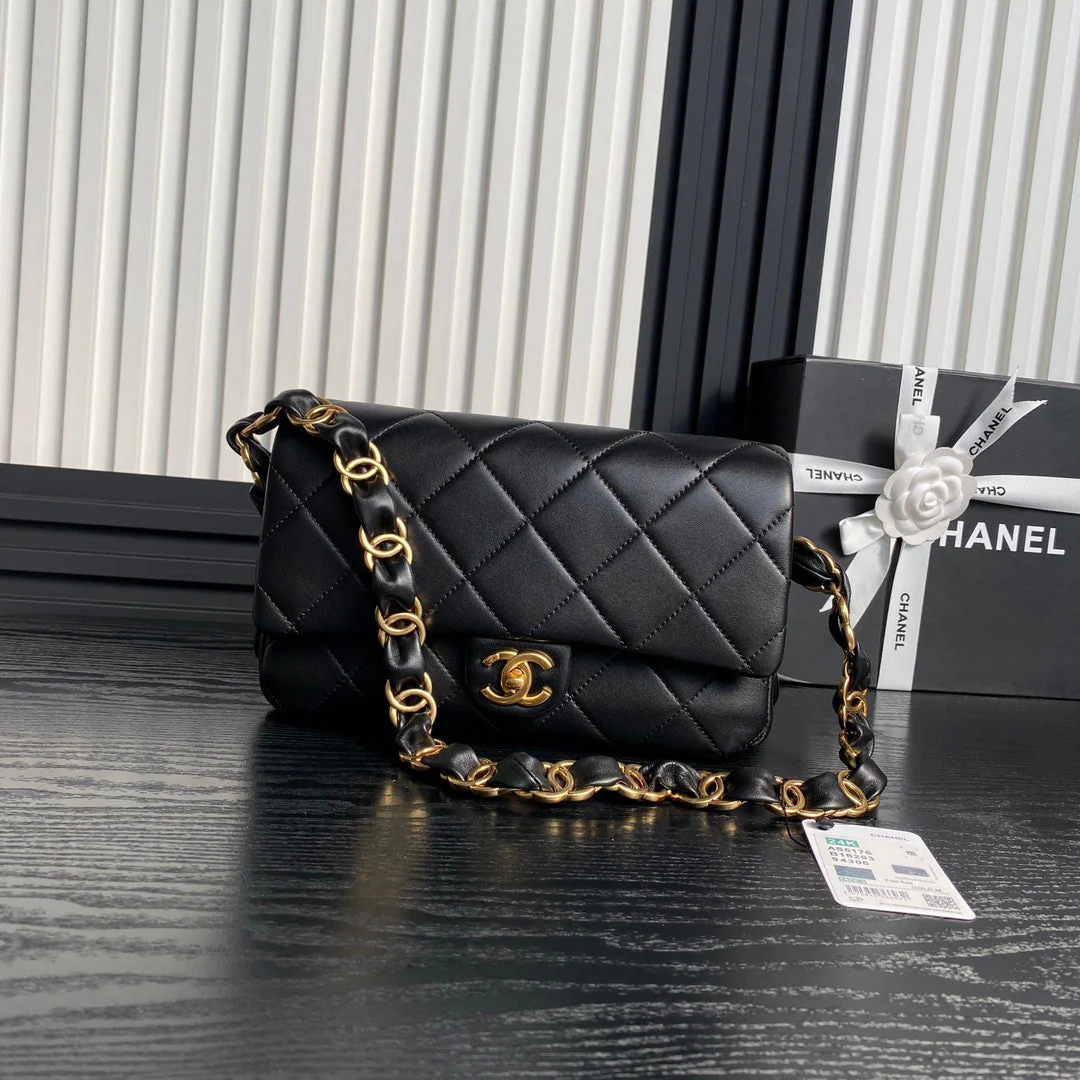 img_0525.png CHANEL MEDIUM FLAP BAG 26 IN BLACK CALFSKIN GOLD DOUBLE C THICK CHAIN - Image 1