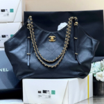 CHANEL MEDIUM MAXI SHOPPING BAG 47 IN BLACK CALFSKIN GOLD-TONE METAL - Image 3