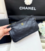 CHANEL MEDIUM MAXI SHOPPING BAG 47 IN BLACK CALFSKIN GOLD-TONE METAL - Image 8
