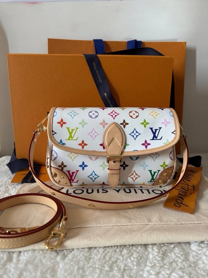 img_1057.jpeg Louis Vuitton Diane PM - Image 1
