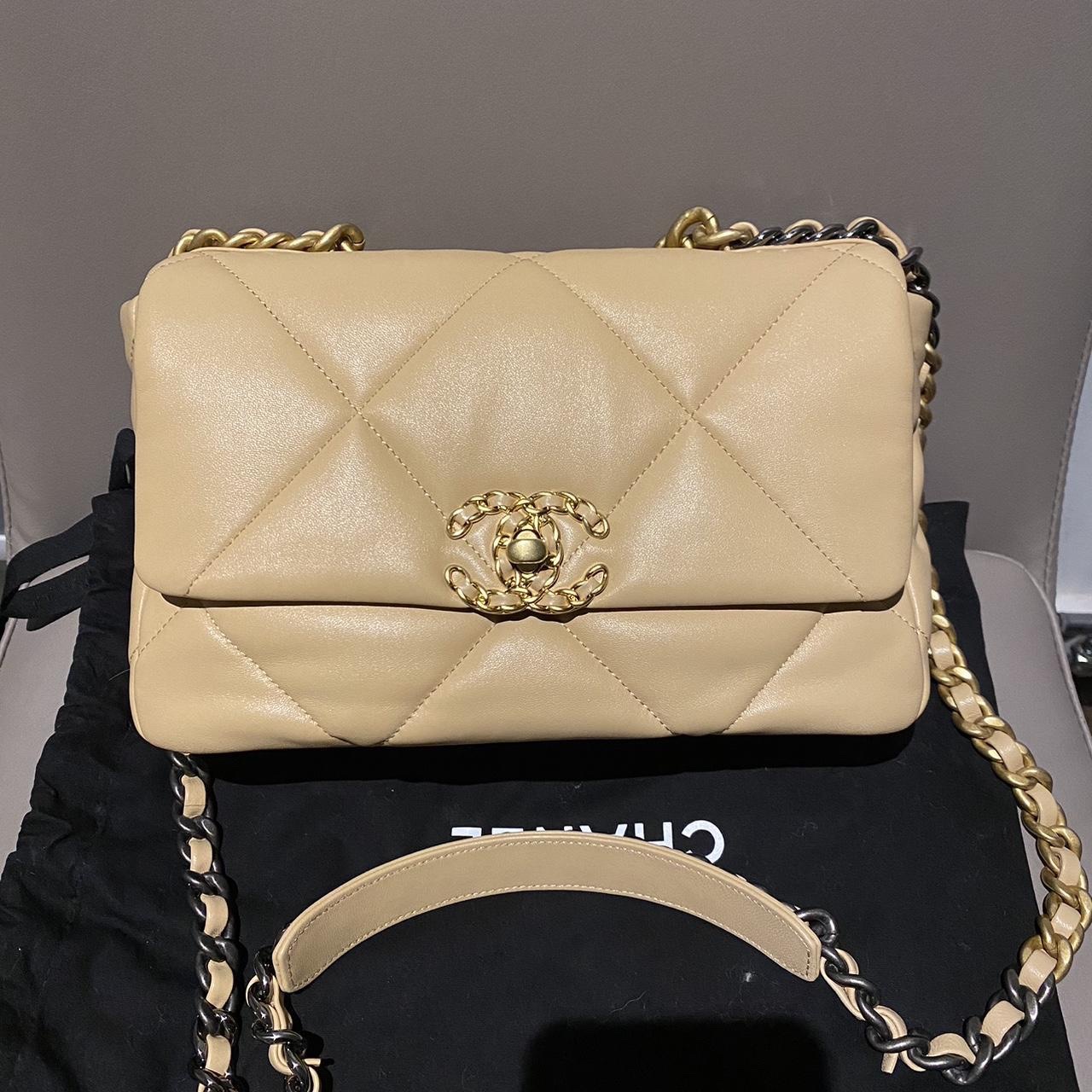 img_1240-1.jpeg Chanel 19 Flap in Creamy Beige Lambskin - Image 1
