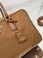 LARGE TOP HANDLE BAG 35 IN CHERRY WOOD NYLON AND CALFSKIN TRIM - Image 2