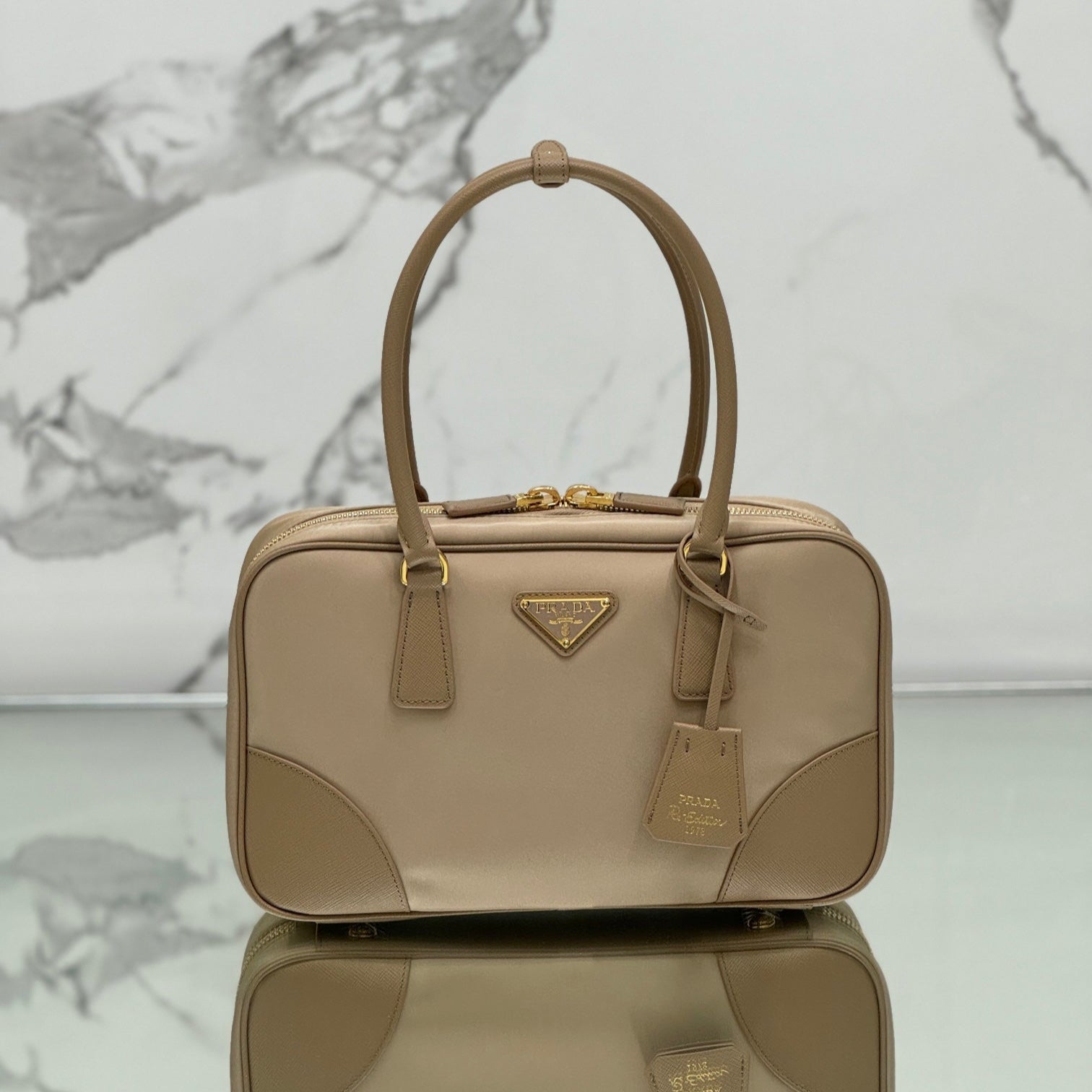 img_2568964b_20240522_i1716365595_6469_7_jpg.jpg MEDIUM TOP HANDLE BAG 30 IN DRIED MOSS NYLON AND CALFSKIN TRIM - Image 1