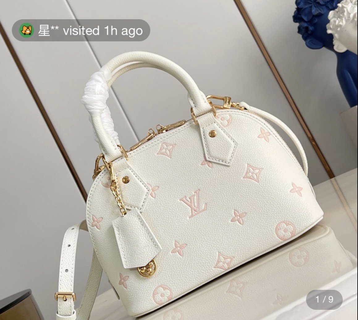 Screenshot Louis Vuitton Alma BB bag in Milky White - Image 1