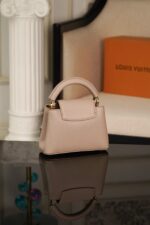 Louis Vuitton Capucines - Image 7