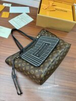 LV NEVERFULL INSIDE OUT MM IN BROWN MONOGRAM COATED CANVAS - Image 8