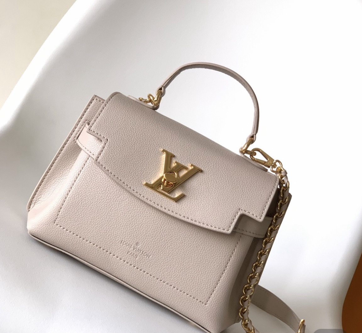 Screenshot Louis Vuitton Lockme Ever Mini - Image 1