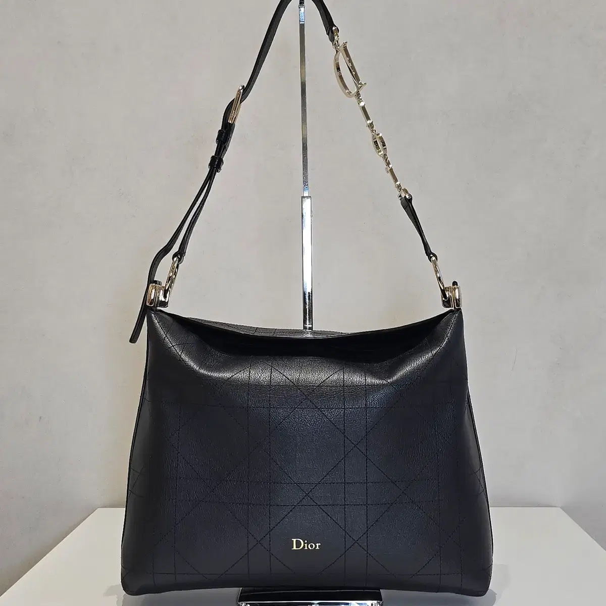 img_4861.jpeg Diorly Bag - Image 1