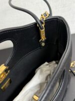 Chanel 31 Mini Shopping Bag - Image 6