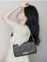 Louis Vuitton Favorite MM - Image 6