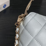 Chanel Small Hobo Bag in light blue quilted calfskin - Image 7