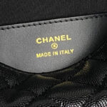 Chanel 24A Hobo Handbag in black quilted caviar leather - Image 7