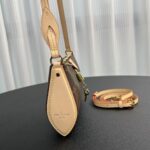 Louis Vuitton Pochette Tirette bag in Monogram Canvas - Image 5