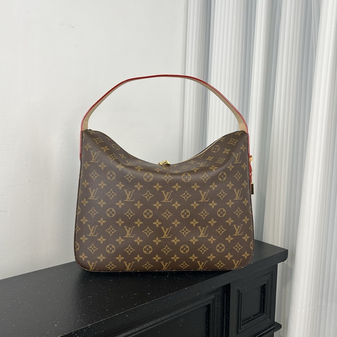 img_7107-1.jpeg Louis Vuitton Slouchy MM bag in Monogram canvas - Image 1