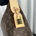 Louis Vuitton Slouchy MM bag in Monogram canvas - Image 4